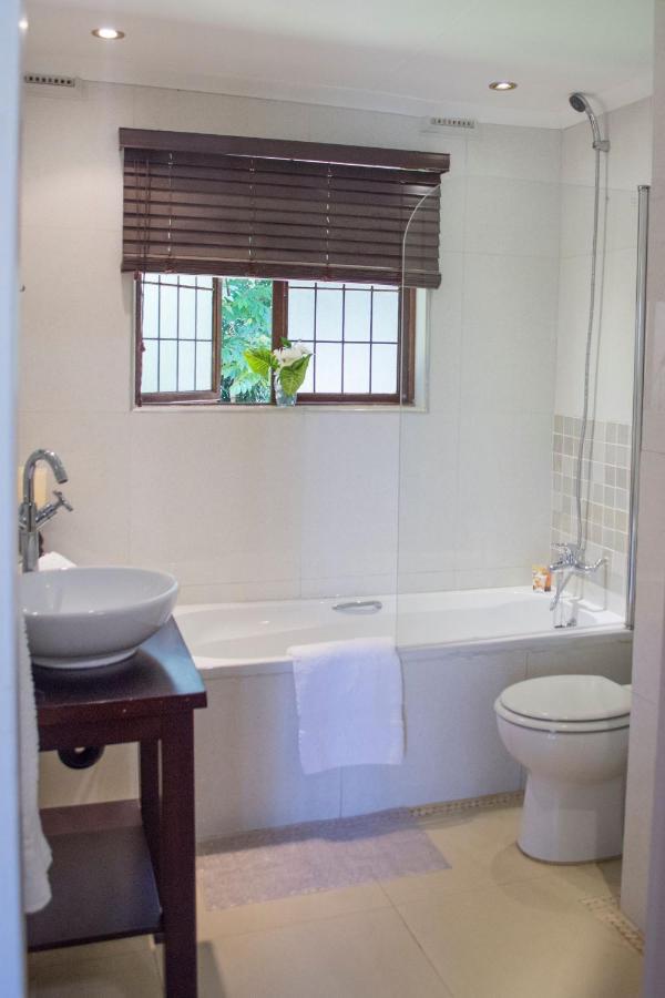 Churchill House Hillcrest Esterno foto